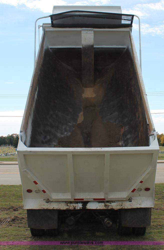 image for item H4182 1996 Kenworth T800B dump truck