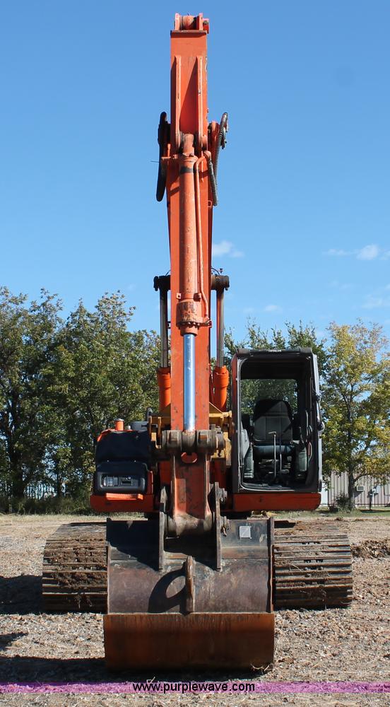 image for item H4183 2005 Hitachi Zaxis ZX200LC excavator
