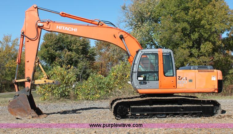 image for item H4183 2005 Hitachi Zaxis ZX200LC excavator