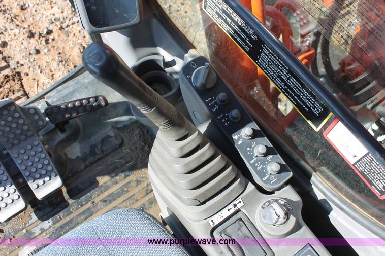 image for item H4183 2005 Hitachi Zaxis ZX200LC excavator