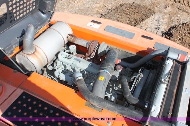 image for item H4183 2005 Hitachi Zaxis ZX200LC excavator