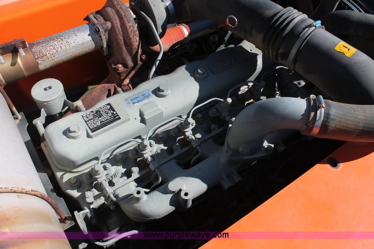 image for item H4183 2005 Hitachi Zaxis ZX200LC excavator