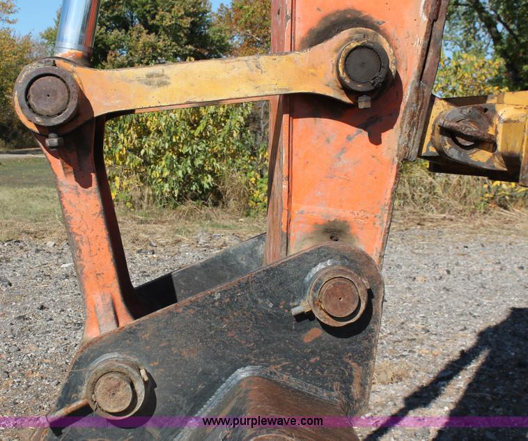 image for item H4183 2005 Hitachi Zaxis ZX200LC excavator