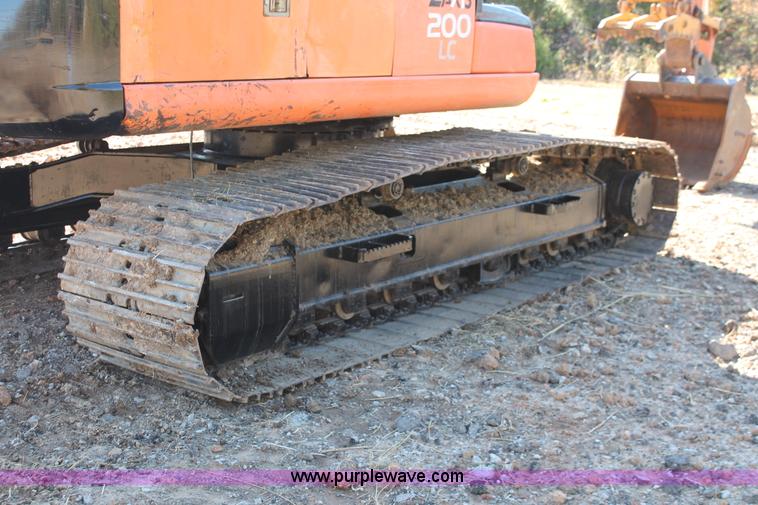 image for item H4183 2005 Hitachi Zaxis ZX200LC excavator