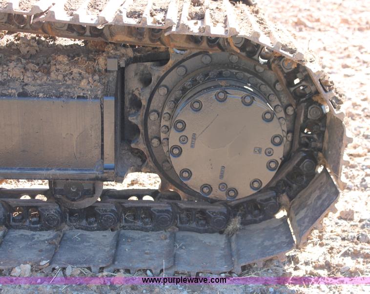 image for item H4183 2005 Hitachi Zaxis ZX200LC excavator