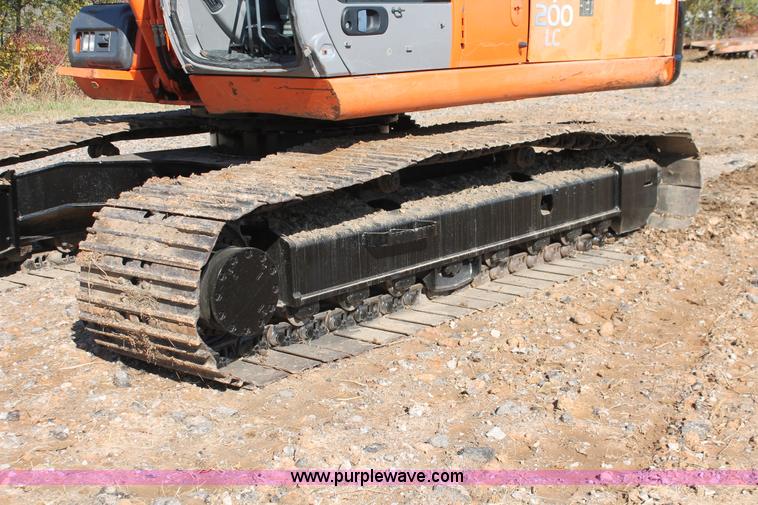 image for item H4183 2005 Hitachi Zaxis ZX200LC excavator