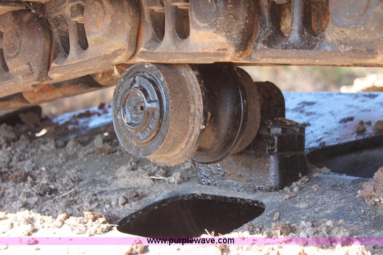 image for item H4183 2005 Hitachi Zaxis ZX200LC excavator