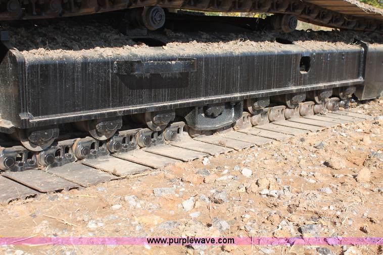 image for item H4183 2005 Hitachi Zaxis ZX200LC excavator