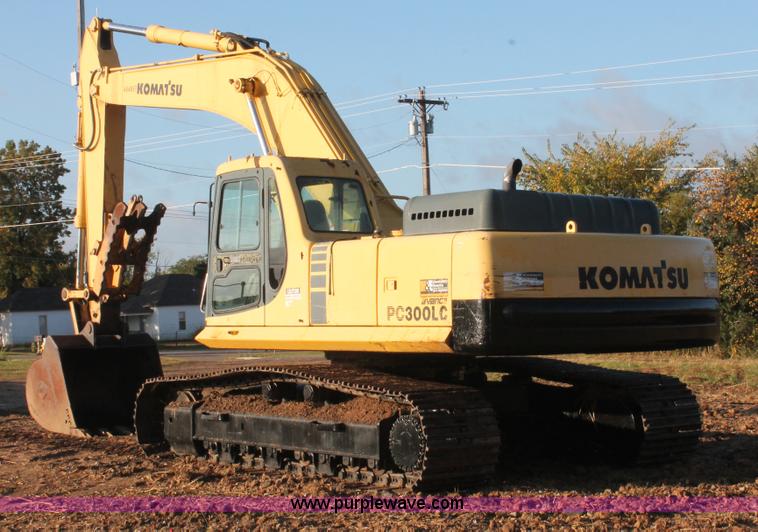 image for item H4184 2002 Komatsu PC300LC-6LE excavator