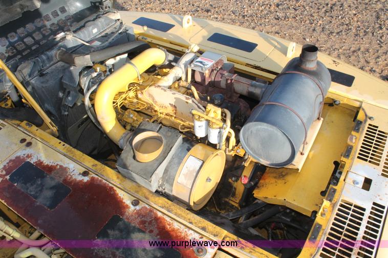 image for item H4184 2002 Komatsu PC300LC-6LE excavator