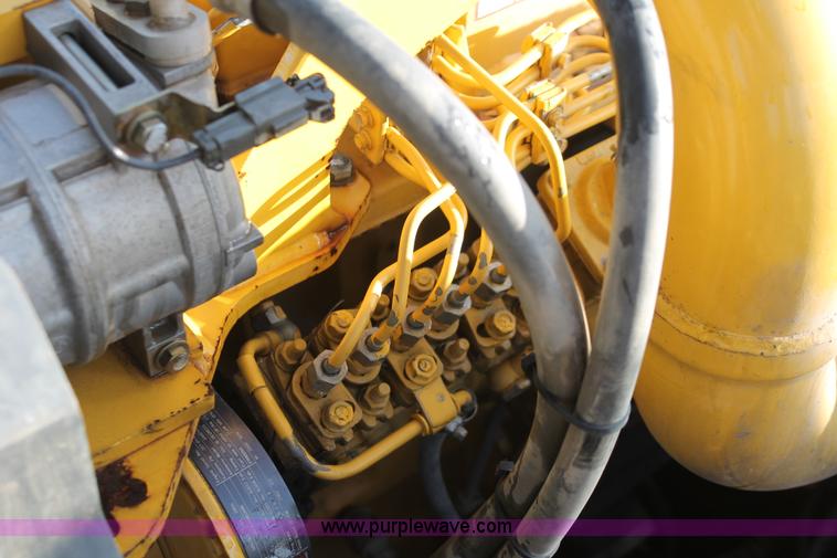 image for item H4184 2002 Komatsu PC300LC-6LE excavator