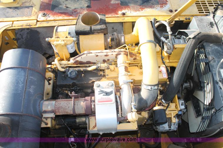 image for item H4184 2002 Komatsu PC300LC-6LE excavator