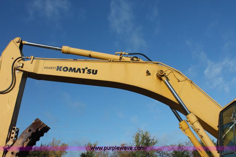 image for item H4184 2002 Komatsu PC300LC-6LE excavator