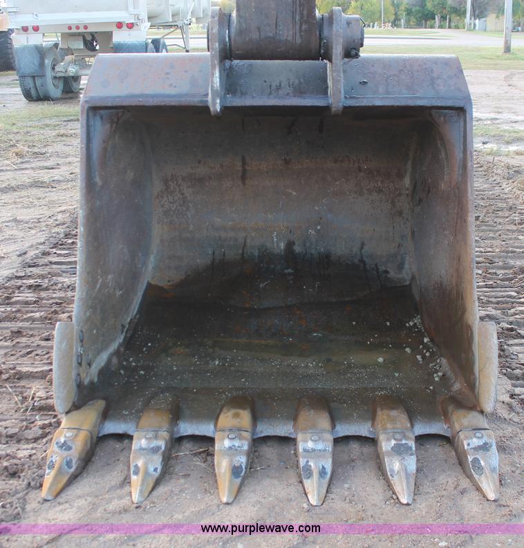 image for item H4184 2002 Komatsu PC300LC-6LE excavator