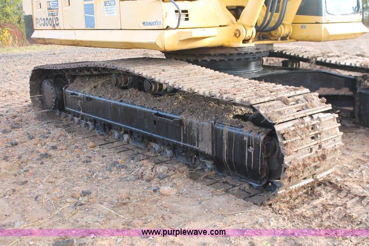 image for item H4184 2002 Komatsu PC300LC-6LE excavator