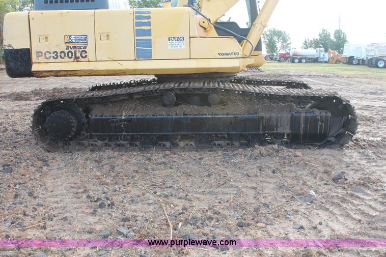 image for item H4184 2002 Komatsu PC300LC-6LE excavator