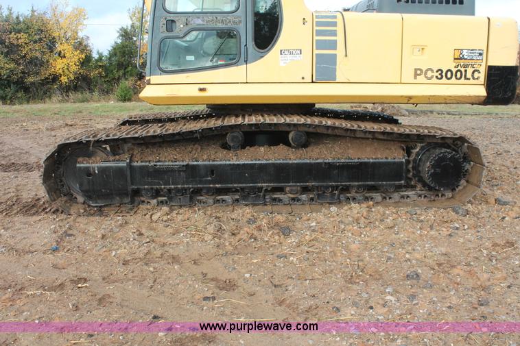 image for item H4184 2002 Komatsu PC300LC-6LE excavator