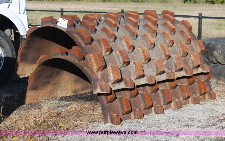 image for item H4185 Two piece roller attachment