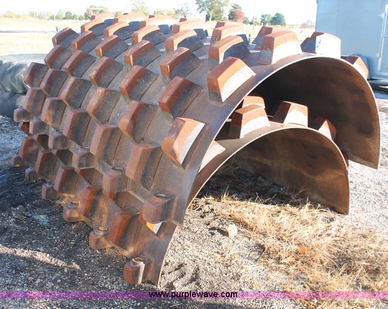 image for item H4185 Two piece roller attachment