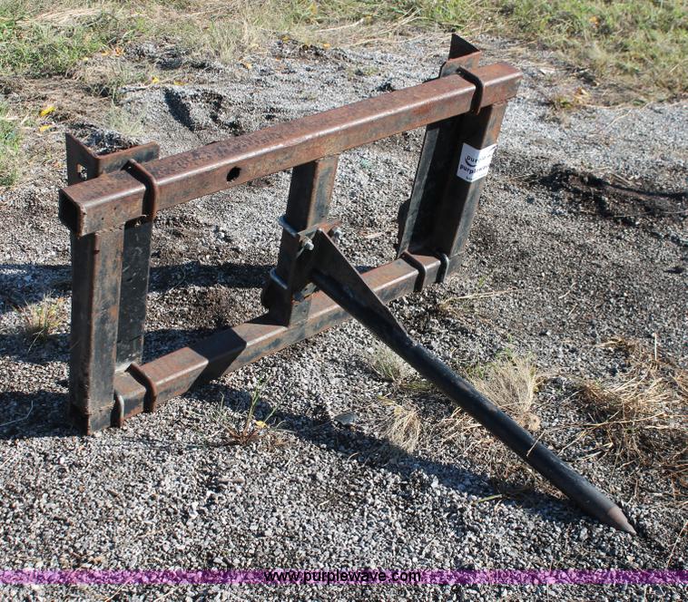 image for item H4189 Quick attach hay bale spear