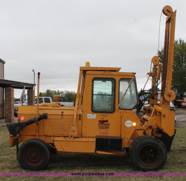 image for item H4195 1991 Arrow HJ1250R concrete breaker