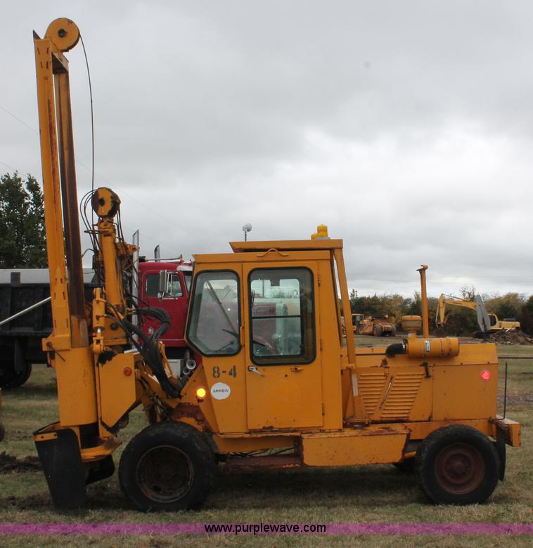 image for item H4195 1991 Arrow HJ1250R concrete breaker