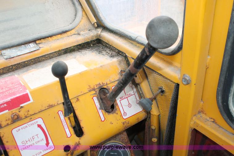 image for item H4195 1991 Arrow HJ1250R concrete breaker