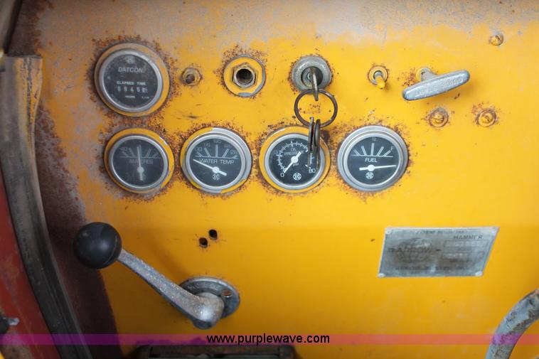 image for item H4195 1991 Arrow HJ1250R concrete breaker