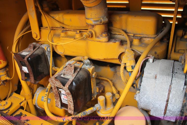 image for item H4195 1991 Arrow HJ1250R concrete breaker