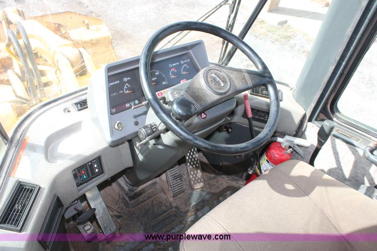 image for item H4197 1999 Komatsu WA180-3L Advance articulated wheel loader