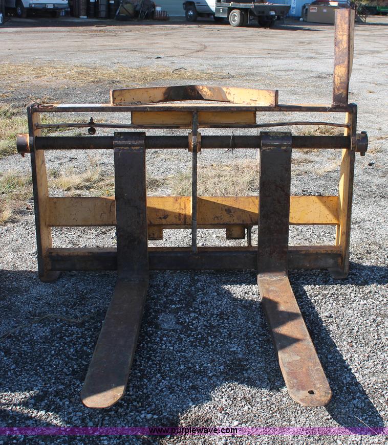 image for item H4197 1999 Komatsu WA180-3L Advance articulated wheel loader