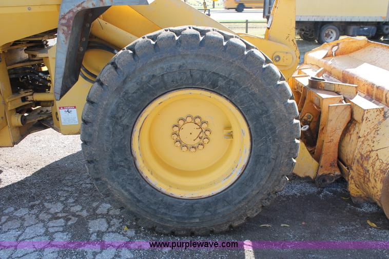 image for item H4197 1999 Komatsu WA180-3L Advance articulated wheel loader