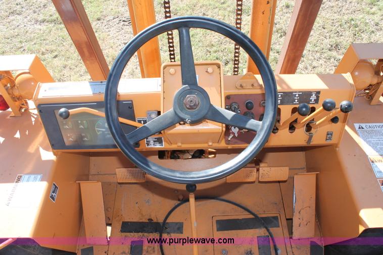 image for item H4198 1989 Case 584E Construction King forklift