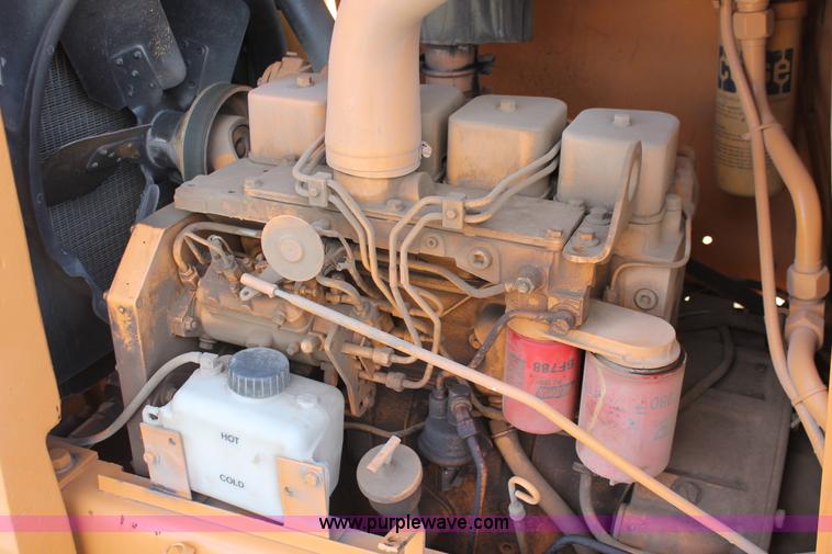 image for item H4198 1989 Case 584E Construction King forklift