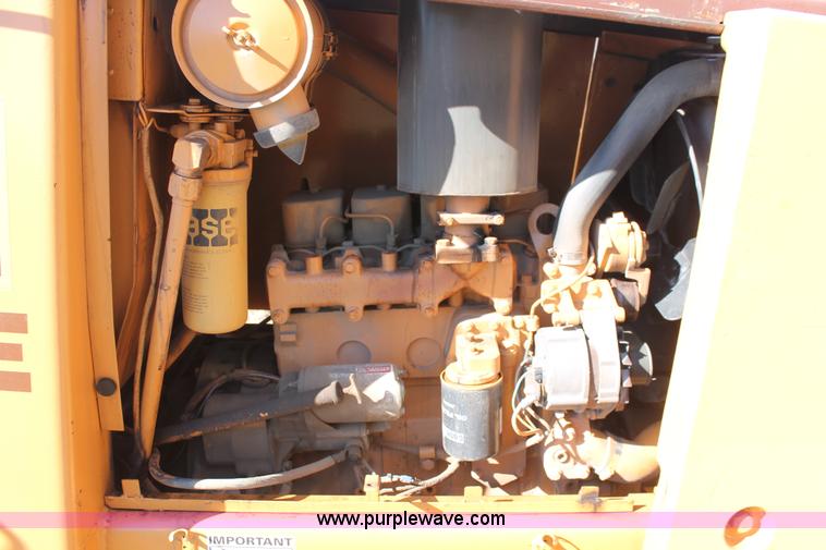 image for item H4198 1989 Case 584E Construction King forklift