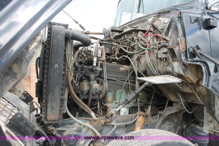 image for item H4200 1978 Ford W911 rollback truck