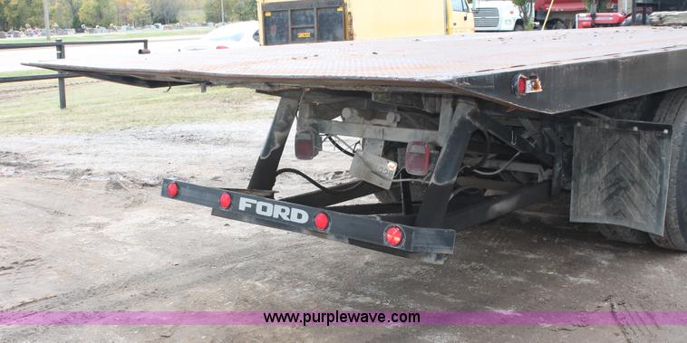 image for item H4200 1978 Ford W911 rollback truck