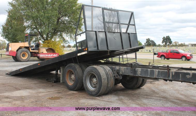 image for item H4200 1978 Ford W911 rollback truck