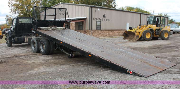 image for item H4200 1978 Ford W911 rollback truck