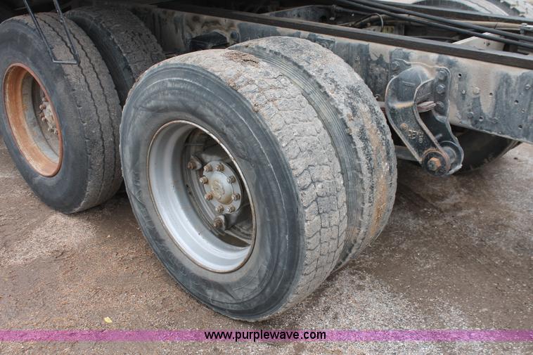 image for item H4200 1978 Ford W911 rollback truck