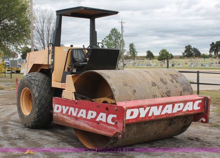 image for item H4201 1994 Dynapac CA251D Series 25 vibratory roller
