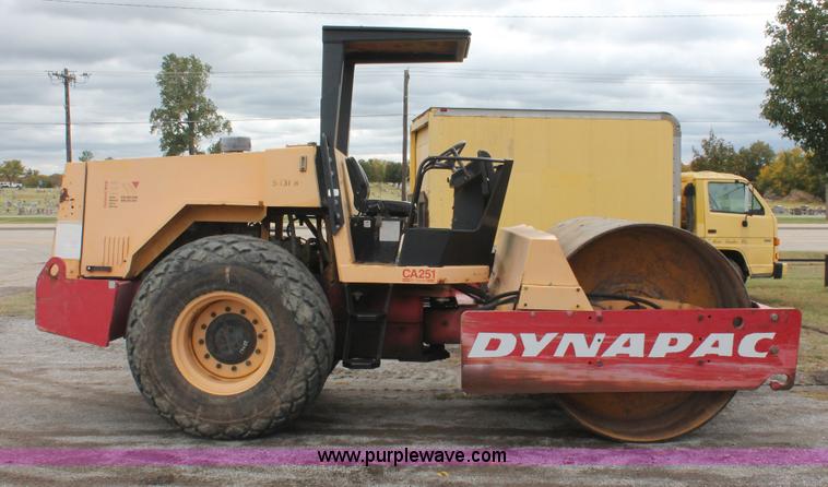 image for item H4201 1994 Dynapac CA251D Series 25 vibratory roller
