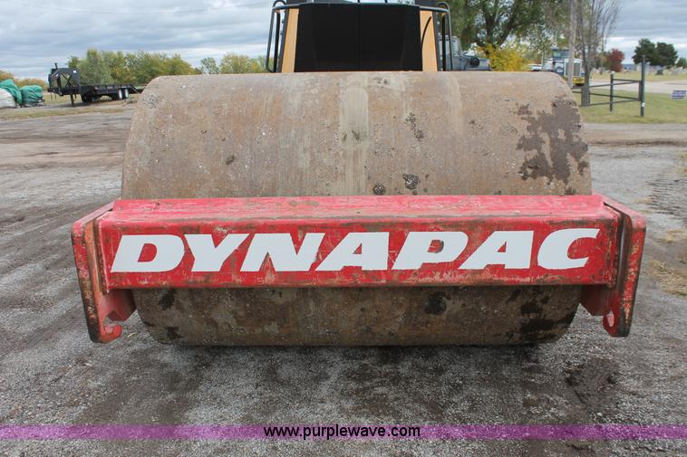 image for item H4201 1994 Dynapac CA251D Series 25 vibratory roller