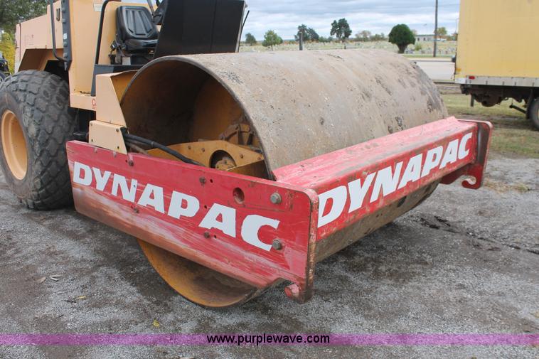 image for item H4201 1994 Dynapac CA251D Series 25 vibratory roller