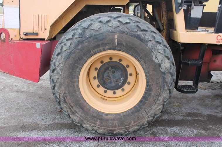 image for item H4201 1994 Dynapac CA251D Series 25 vibratory roller