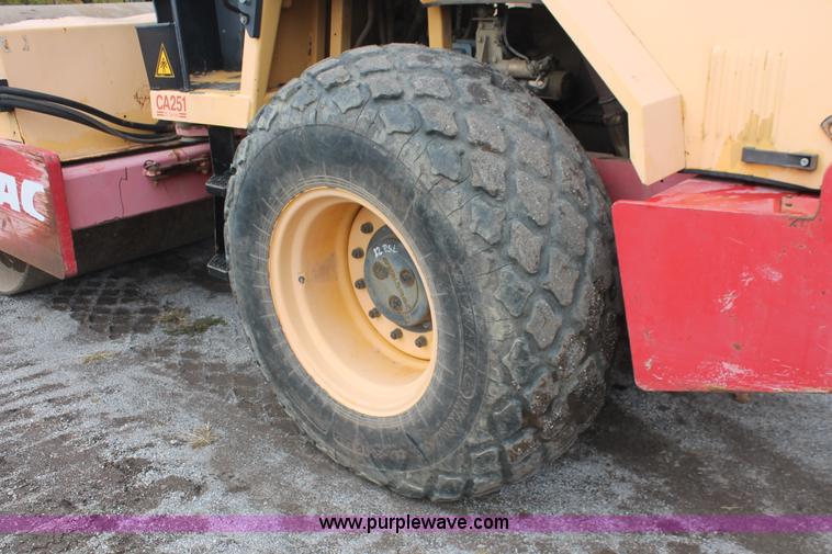 image for item H4201 1994 Dynapac CA251D Series 25 vibratory roller