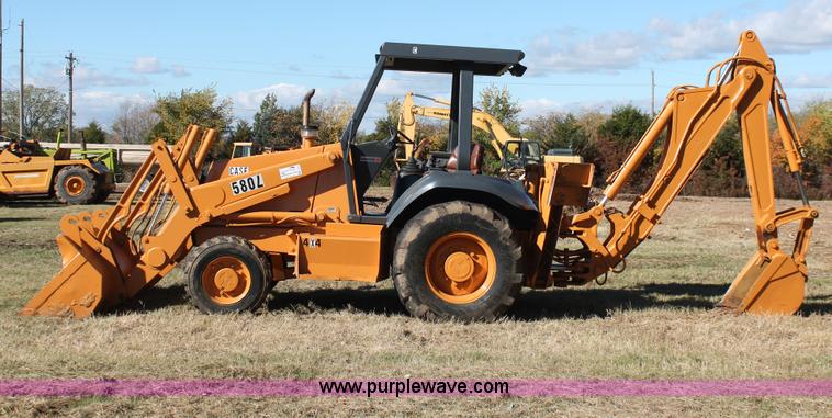 image for item H4203 1995 Case 580L backhoe