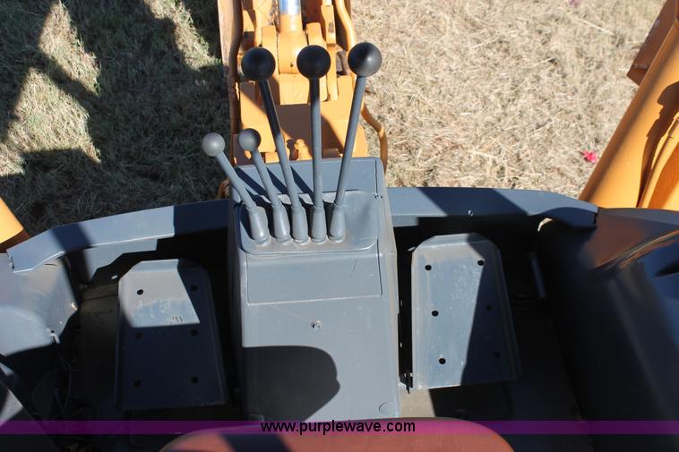 image for item H4203 1995 Case 580L backhoe