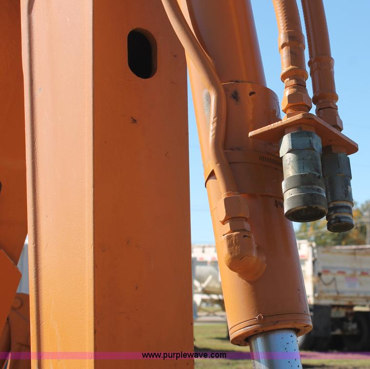 image for item H4203 1995 Case 580L backhoe