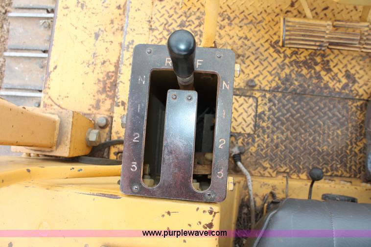 image for item H4204 1993 Komatsu D58E-1 dozer